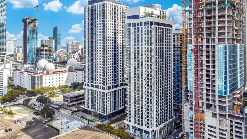 2 bedroom Condominium at 11 NE 6 Street 2201, The Crosby, Miami — photo 3