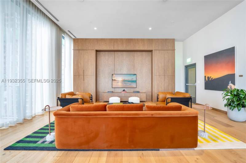 2 bedroom Condominium at 11 NE 6 Street 2201, The Crosby, Miami — photo 5