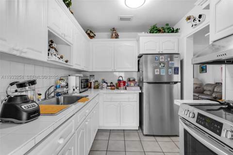 5931 SW 14th St, West Miami FL - photo 11 of 37