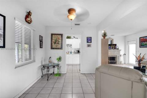 5931 SW 14th St, West Miami FL - photo 8 of 37