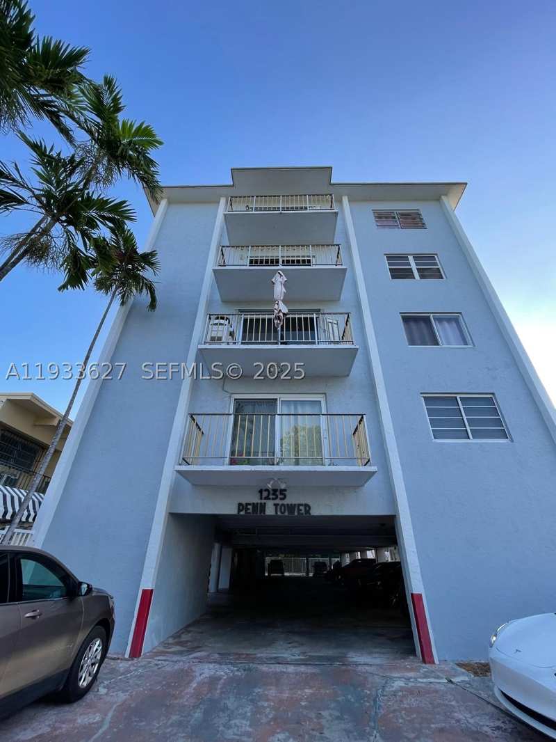 1 bedroom Condominium at 1235 Pennsylvania Ave 4E, Penn Towers Condo, Miami Beach — photo 1