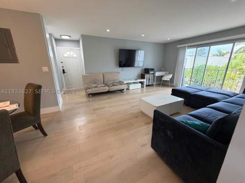 1235 Pennsylvania Ave 4E, Miami Beach FL - photo 11 of 18