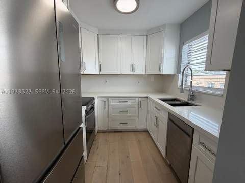 1235 Pennsylvania Ave 4E, Miami Beach FL - photo 14 of 18