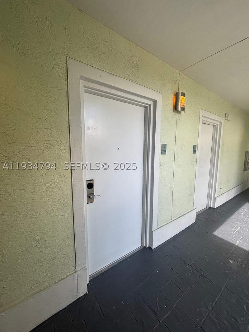 3 bedroom Condominium at 5300 NW 87th Ave 913, The Blue A Resort Hotel C, Doral — photo 3