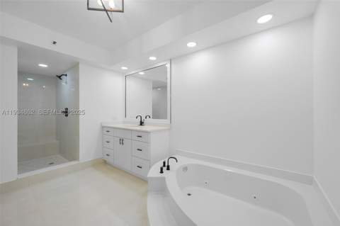 20281 E Country Club Dr 501, Aventura FL - photo 13 of 29