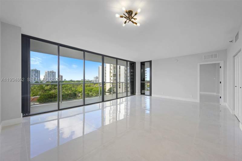 3 bedroom Condominium at 20281 E Country Club Dr 501, Hamptons West Condo, Aventura — photo 2
