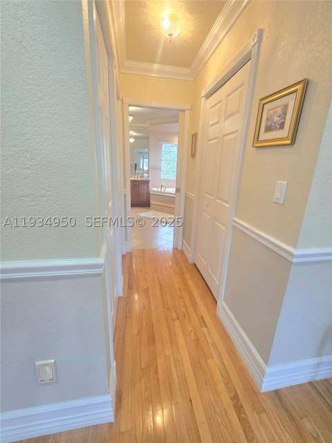 16422 NW 83rd Pl, Miami Lakes FL - photo 22 of 61