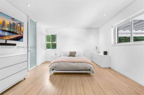6420 Pinetree Drive Cir, Miami Beach FL - photo 24 of 45