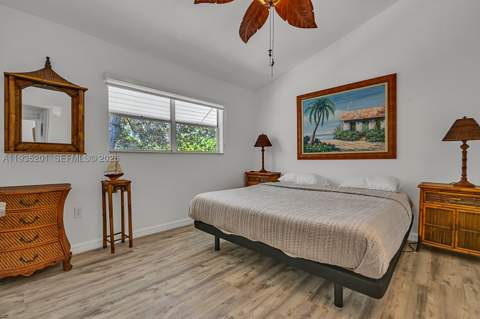 798 Crandon Blvd 16-C, Key Biscayne FL - photo 12 of 25