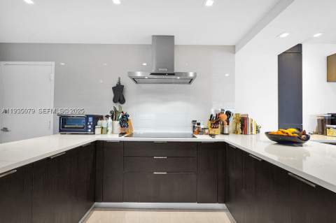 10155 Collins Ave 1106, Bal Harbour FL - photo 16 of 26