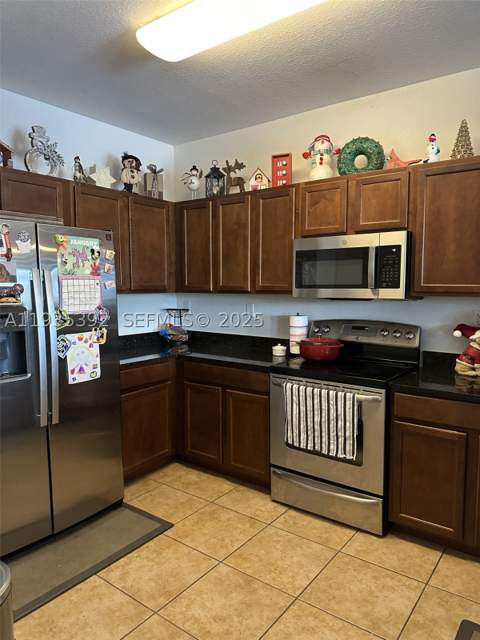 10800 NW 88th Ter 213, Doral FL - photo 6 of 11