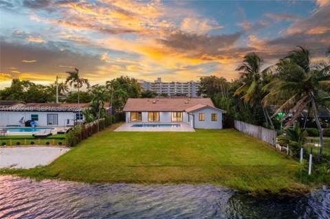 18735 NE 18th Ave, Miami FL - photo 19 of 23