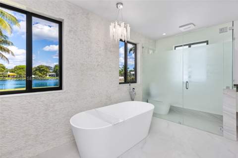 18735 NE 18th Ave, Miami FL - photo 6 of 23