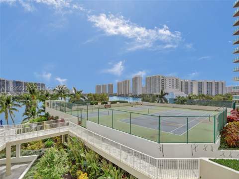 3370 Hidden Bay Dr 508, Aventura FL - photo 18 of 57