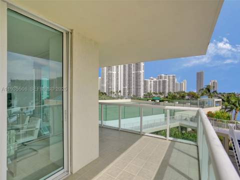 3370 Hidden Bay Dr 508, Aventura FL - photo 20 of 57