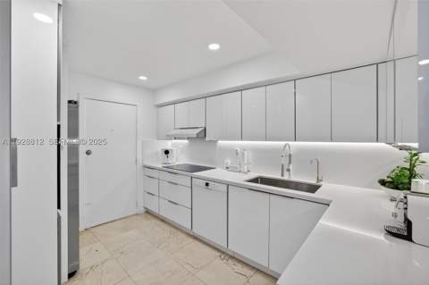 9250 W Bay Harbor Dr 5D, Bay Harbor Islands FL - photo 22 of 71
