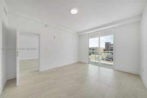 1150 102nd St 603, Bay Harbor Islands FL - photo 7 of 33