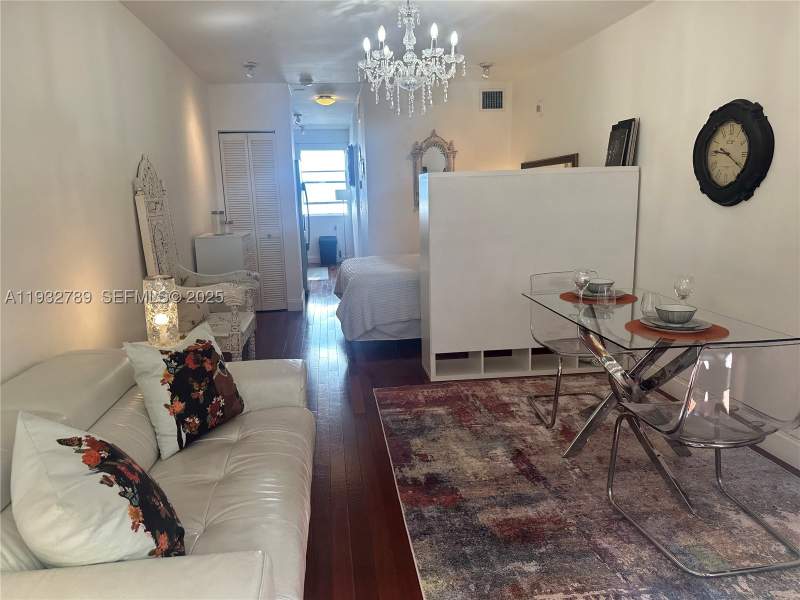 0 bedroom Condominium at 1340 Drexel Ave 406, Retreat Condo, Miami Beach — photo 3