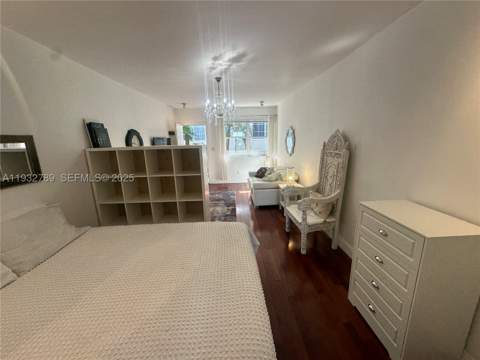 1340 Drexel Ave 406, Miami Beach FL - photo 7 of 28