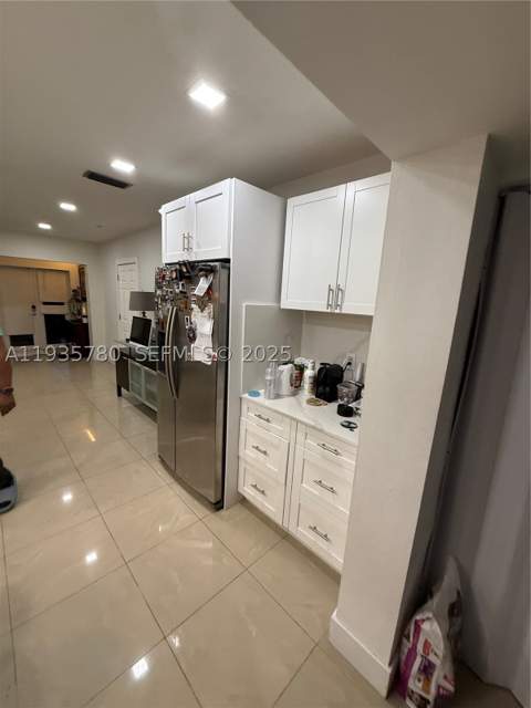 1031 NE 142nd St, North Miami FL - photo 15 of 32