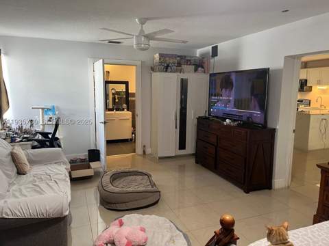 1031 NE 142nd St, North Miami FL - photo 20 of 32