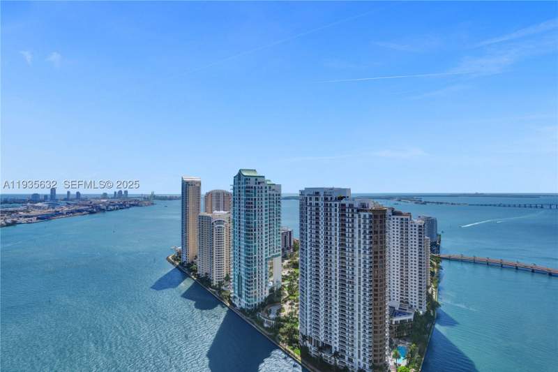 4 bedroom Condominium at 300 Biscayne Blvd Way 3704C, Aston Martin Residences, Miami — photo 2