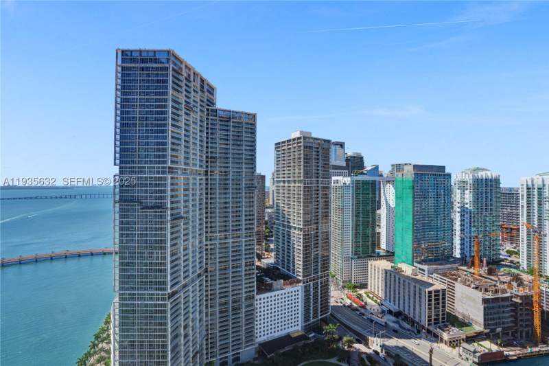 4 bedroom Condominium at 300 Biscayne Blvd Way 3704C, Aston Martin Residences, Miami — photo 3