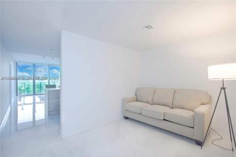 16385 Biscayne Blvd 719, North Miami Beach FL - photo 12 of 45