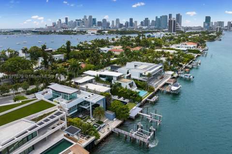 1379 N Venetian Way, Miami FL - photo 8 of 56