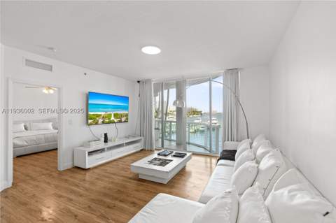 7918 Harbor Island Dr 212, North Bay Village FL - photo 12 of 52