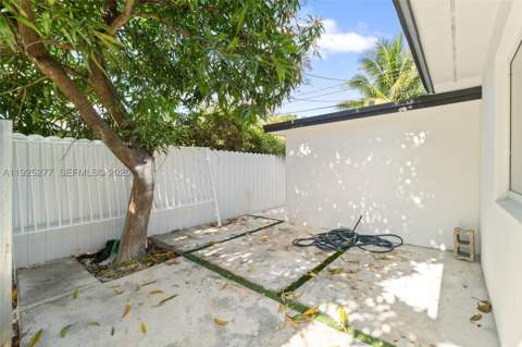 2285 NW 89th St, Miami FL - photo 23 of 34