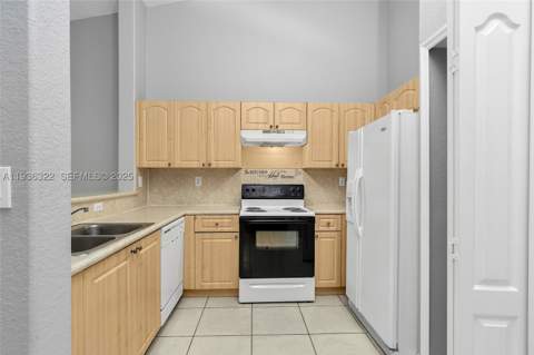 1543 SE 25th St 204, Homestead FL - photo 18 of 50