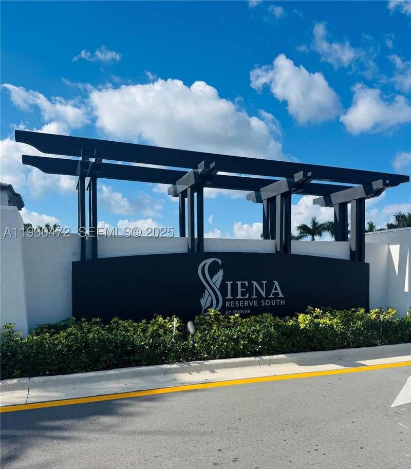 3 bedroom Townhouse at 12970 SW 232nd Ter, Kendall Assemblage Sotuh, Homestead — photo 1