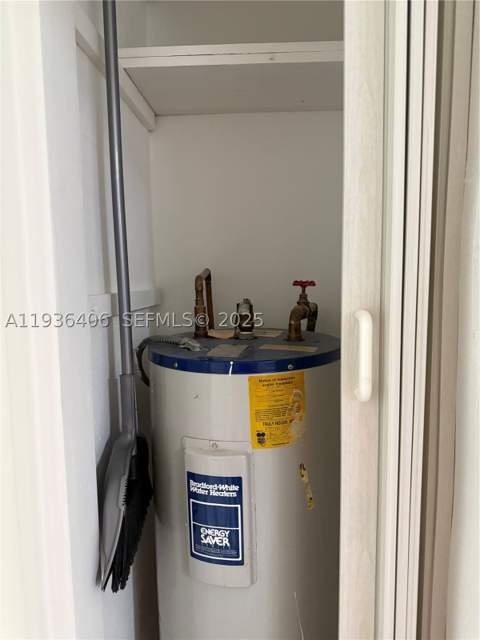 2460 SW 18th Ave 1211, Miami FL - photo 9 of 15