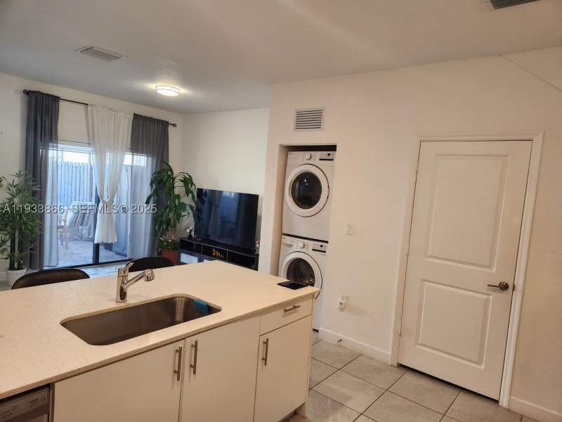 3 bedroom Townhouse at 12917 SW 232nd Ln, Kendall Assemblage, Homestead — photo 5