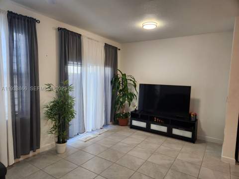 12917 SW 232nd Ln, Homestead FL - photo 8 of 39