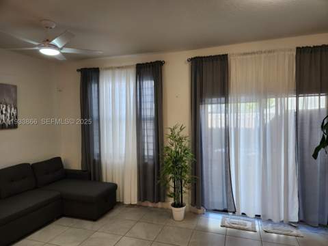 12917 SW 232nd Ln, Homestead FL - photo 9 of 39