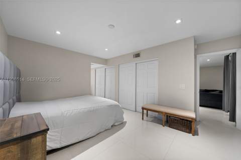 20310 NE 3rd Ct 2, Miami FL - photo 14 of 23