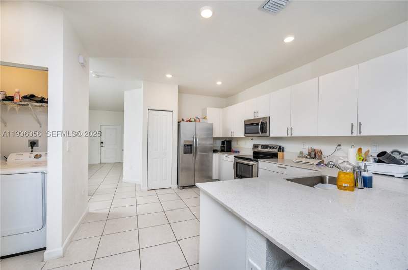 4 bedroom Townhouse at 23061 SW 128th Pl, Siena Reserve, Miami — photo 5