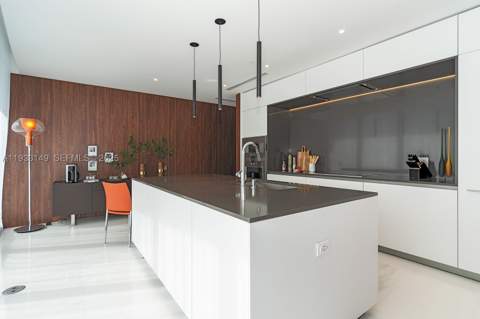 300 Biscayne Blvd Way 1901, Miami FL - photo 18 of 57
