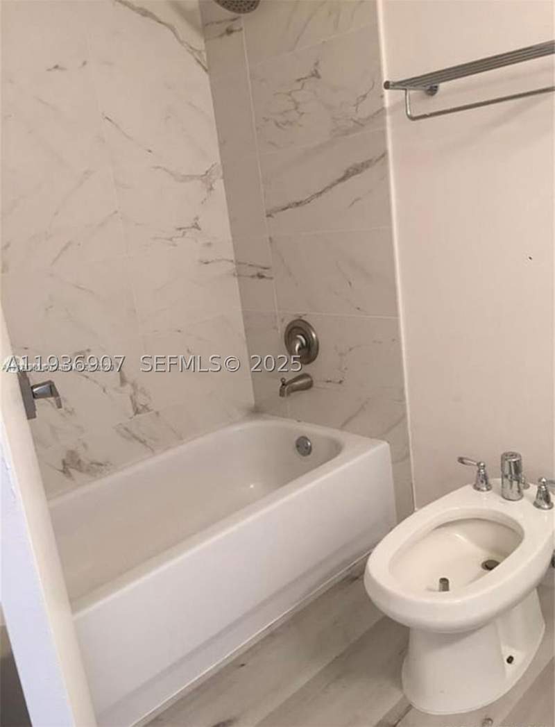 2 bedroom Condominium at 1824 Brickell Ave 2B, Villa Brickell Condo, Miami — photo 5