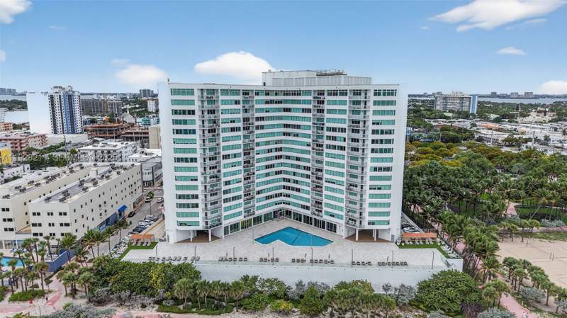 2 bedroom Condominium at 7135 Collins Ave 1015, Burleigh House Condo, Miami Beach — photo 2