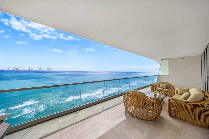 3 bedroom Condominium at 18501 Collins Ave 2502, Turnberry Ocean Club, Sunny Isles Beach — photo 1
