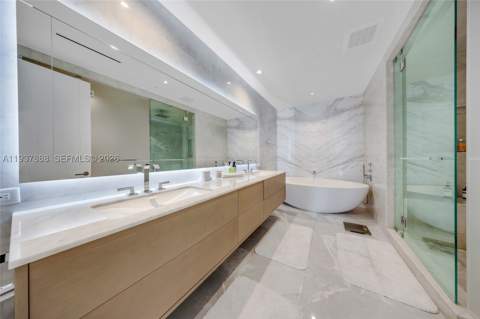 18501 Collins Ave 2502, Sunny Isles Beach FL - photo 17 of 28