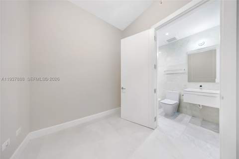 18501 Collins Ave 2502, Sunny Isles Beach FL - photo 21 of 28