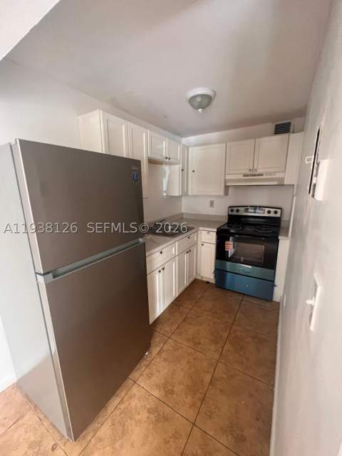 20520 NW 15th Ave 221, Miami Gardens FL - photo 10 of 11