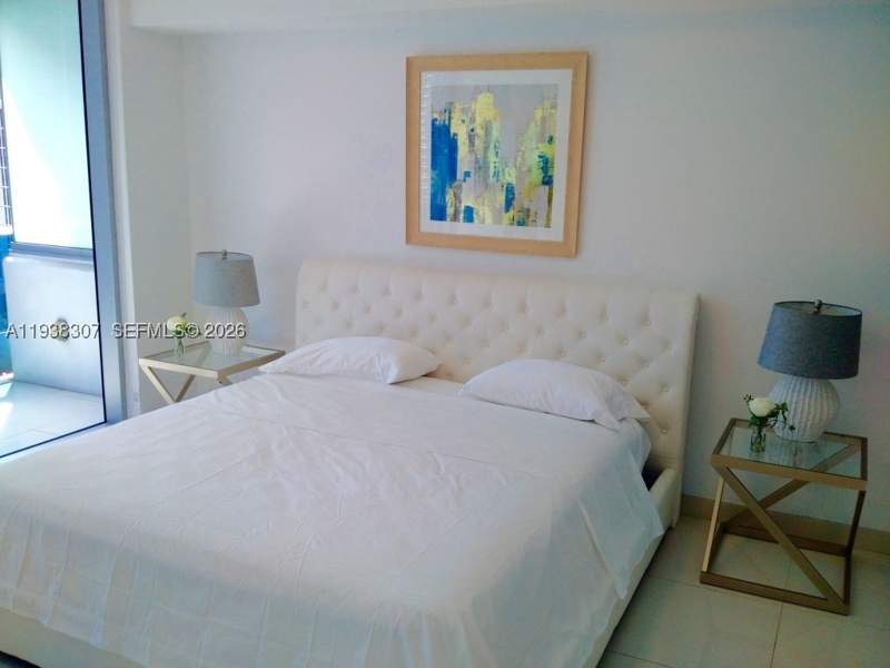 2 bedroom Condominium at 200 Biscayne Boulevard Way 906, Epic West Condo, Miami — photo 2