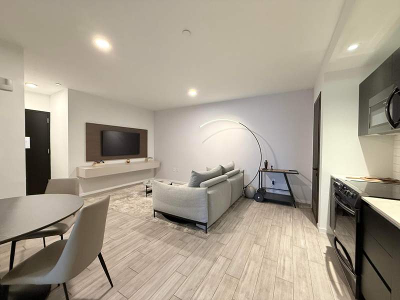 1 bedroom Condominium at 398 NE 5th Street 1715, The Elser, Miami — photo 3