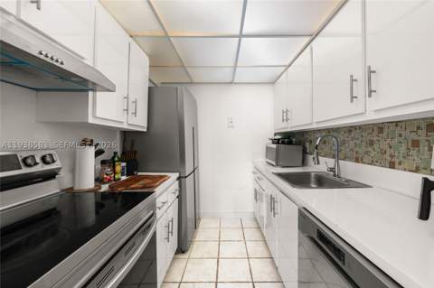 2350 NE 135th St 1006, North Miami FL - photo 8 of 28