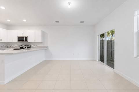 1705 SE 27th Rd, Homestead FL - photo 19 of 34